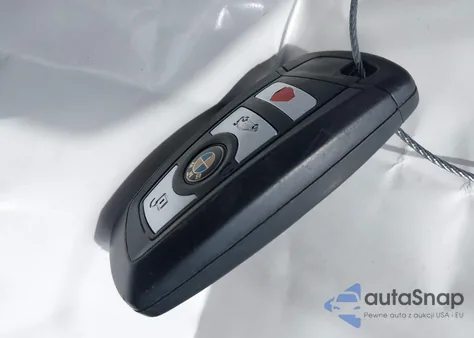 2015 BMW 528I из США, поврежденный, VIN WBA5A5C52FD518164